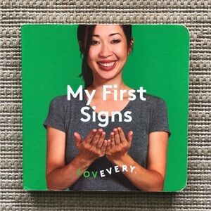 Lovevery My First Signs Book